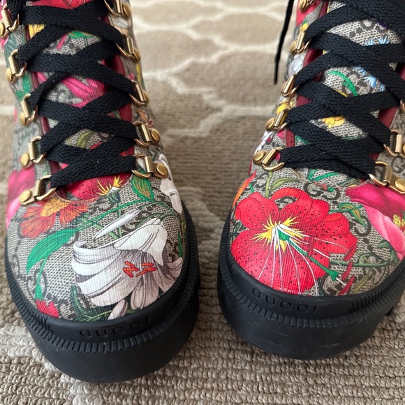 GUCCI Women’s GG Flora ankle boots size 39 (US9) - Picture 5 of 13